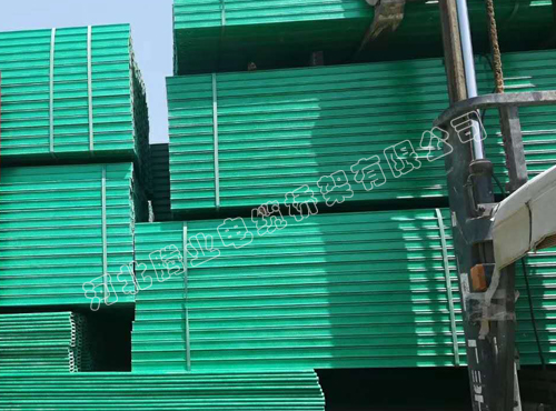 �������|���