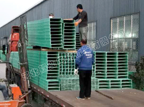 �������|���